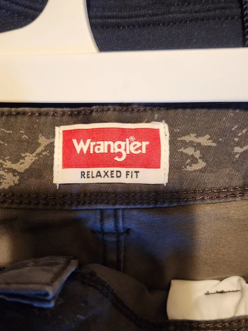 Wrangler Men's Olive Green Camo Cargo Shorts